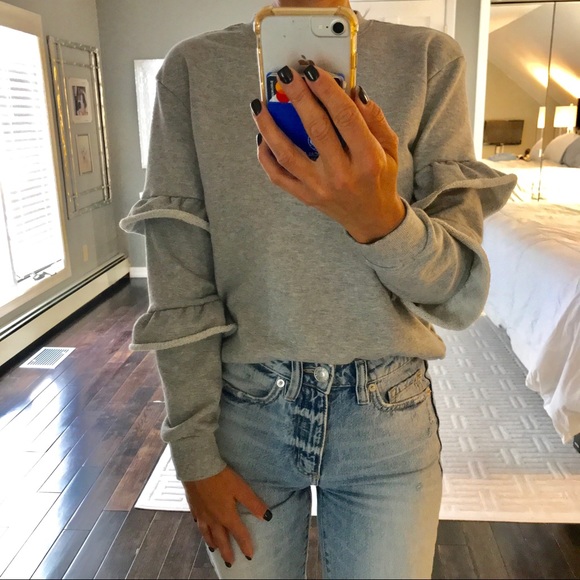 Who What Wear Tops - Who What Wear Gray Ruffle sleeve sweatshirt XS